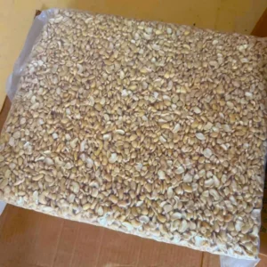 Broken Cashew Kernels (Per Kg)